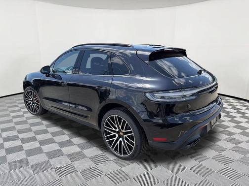 Jet Black Metallic 2024 Porsche Macan Macan GTS