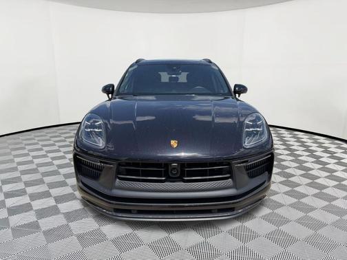 Jet Black Metallic 2024 Porsche Macan Macan GTS