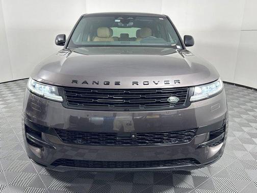 2024 Land Rover Range Rover Sport SE