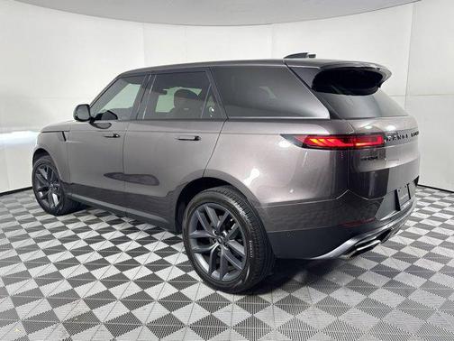 2024 Land Rover Range Rover Sport SE