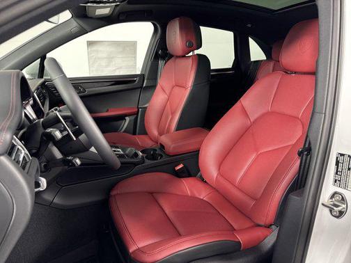 White 2025 Porsche Macan Macan