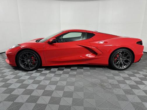 2021 Chevrolet Corvette Stingray w/2LT