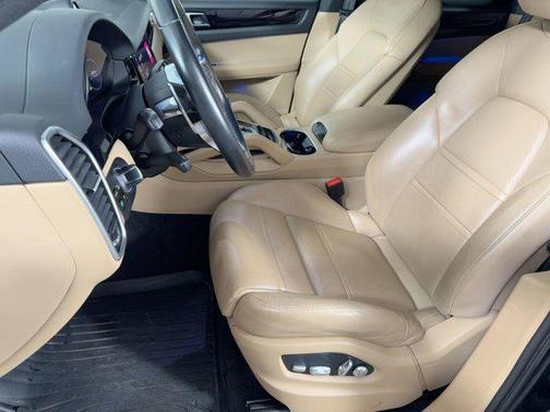 2021 Porsche Cayenne Cayenne