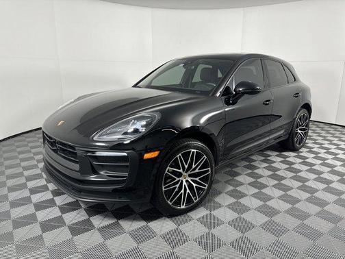 2023 Porsche Macan Base