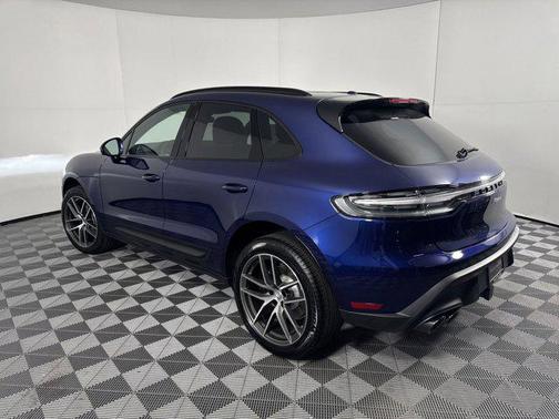 2025 Porsche Macan Macan