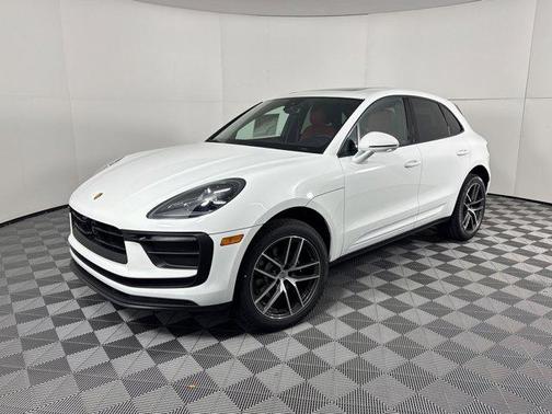 2026 Porsche Macan AWD
