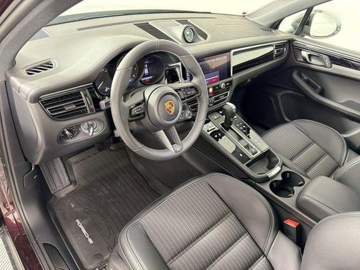 Copper Ruby Metallic 2026 Porsche Macan T