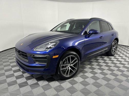 2025 Porsche Macan AWD