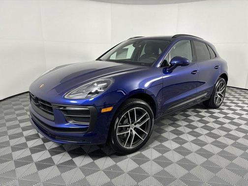 2025 Porsche Macan AWD