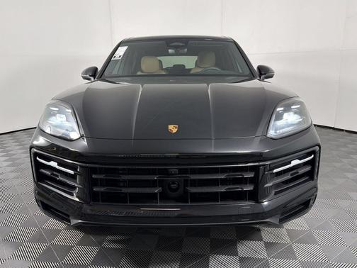 Chromite Black Metallic 2026 Porsche Cayenne Cayenne