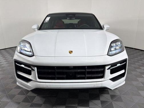 Carrara White Metallic 2026 Porsche Cayenne S