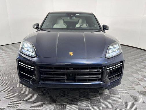 Algarve Blue Metallic 2024 Porsche Cayenne Cayenne Turbo E-Hybrid