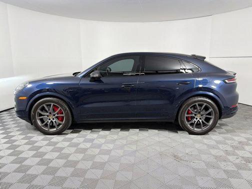 Algarve Blue Metallic 2024 Porsche Cayenne Cayenne Turbo E-Hybrid