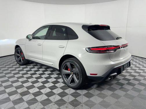 2026 Porsche Macan S