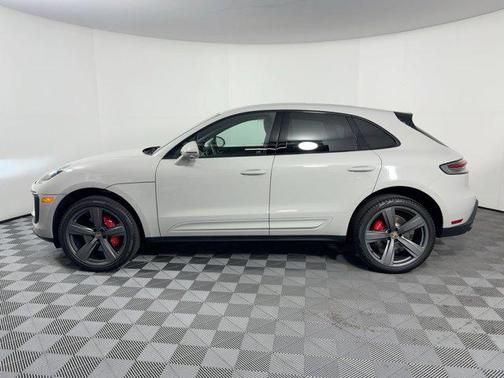 2026 Porsche Macan S