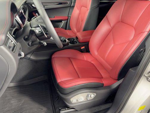 2026 Porsche Macan S