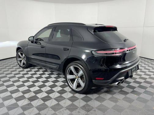 2024 Porsche Macan AWD