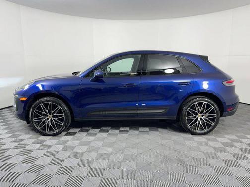 2025 Porsche Macan AWD