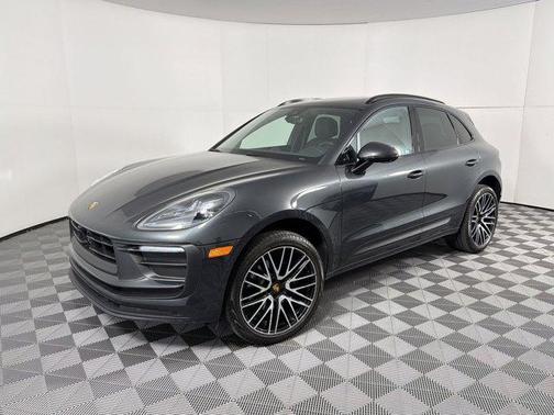 Volcano Grey Metallic 2026 Porsche Macan Macan