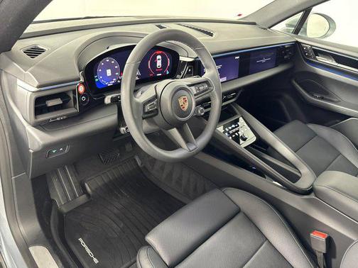 2025 Porsche Macan Electric Electric