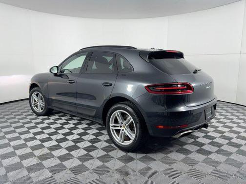 2018 Porsche Macan AWD
