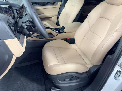 2026 Porsche Cayenne Cayenne S E-Hybrid