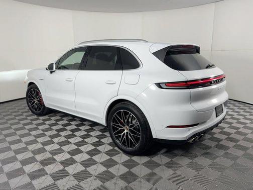 2026 Porsche Cayenne Cayenne S E-Hybrid