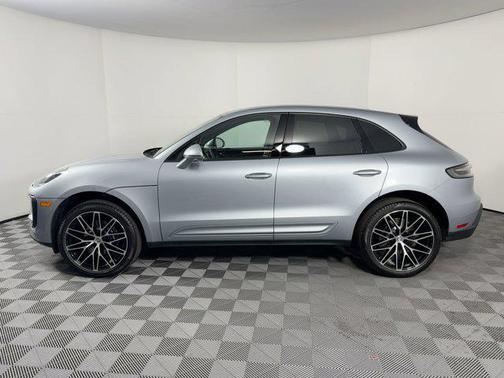 2026 Porsche Macan AWD