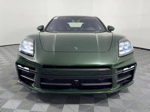2026 Porsche Panamera Turbo E-Hybrid