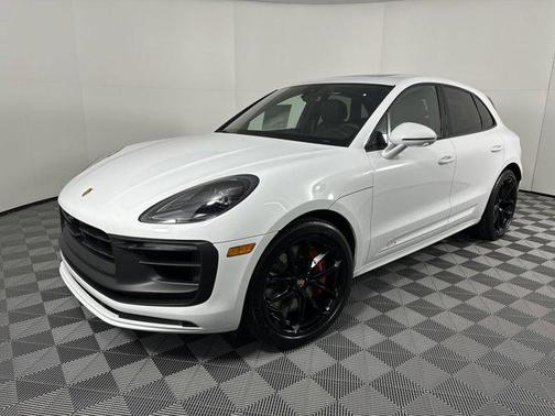 2025 Porsche Macan GTS