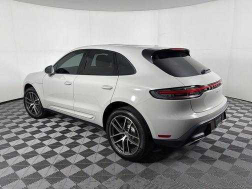 Chalk 2026 Porsche Macan Macan
