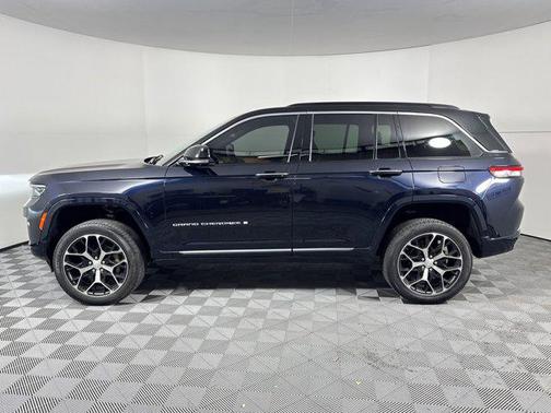 2024 Jeep Grand Cherokee Summit