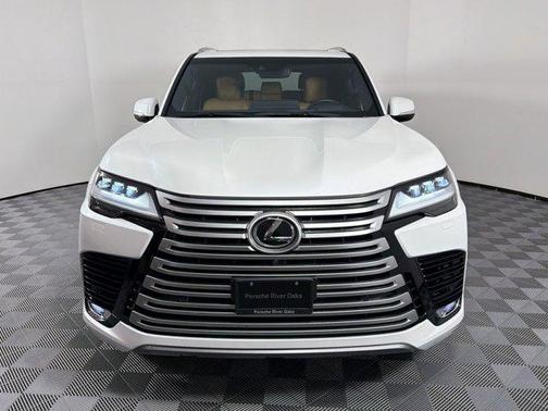 Eminent White Pearl 2023 Lexus LX 600 Luxury