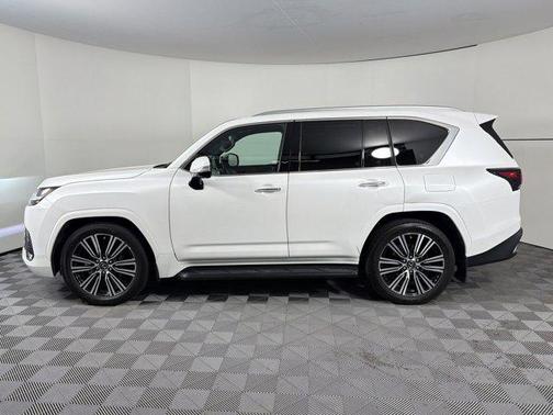 Eminent White Pearl 2023 Lexus LX 600 Luxury