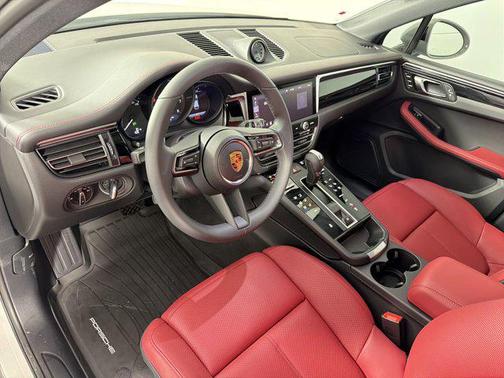Chalk 2026 Porsche Macan Macan