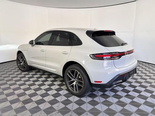 Chalk 2026 Porsche Macan Macan