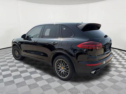 Blue 2018 Porsche Cayenne Cayenne E-Hybrid Platinum Edition