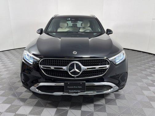 Black 2025 Mercedes-Benz GLC 300 Base