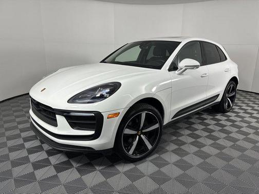2024 Porsche Macan Base