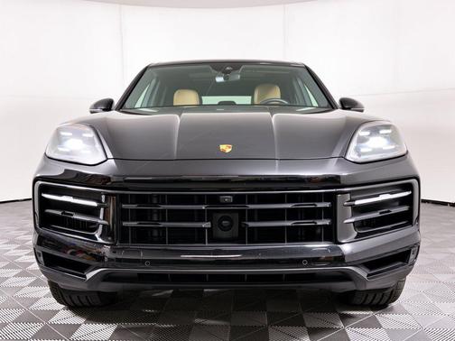 Chromite Black Metallic 2024 Porsche Cayenne Cayenne
