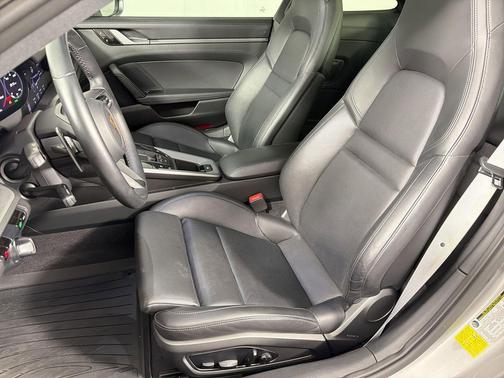 GT Silver Metallic 2020 Porsche 911 Carrera 4S