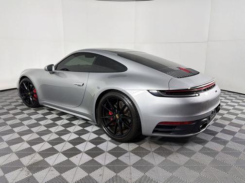 GT Silver Metallic 2020 Porsche 911 Carrera 4S
