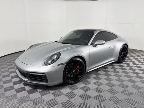 GT Silver Metallic 2020 Porsche 911 Carrera 4S