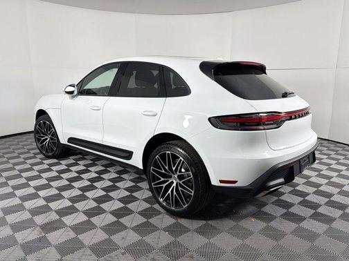 2026 Porsche Macan Macan