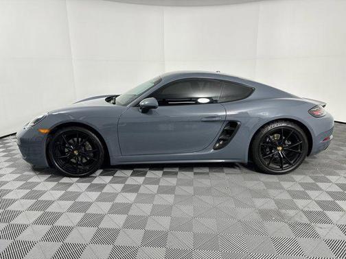 2018 Porsche 718 Cayman Base
