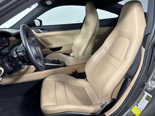 2024 Porsche 911 Carrera