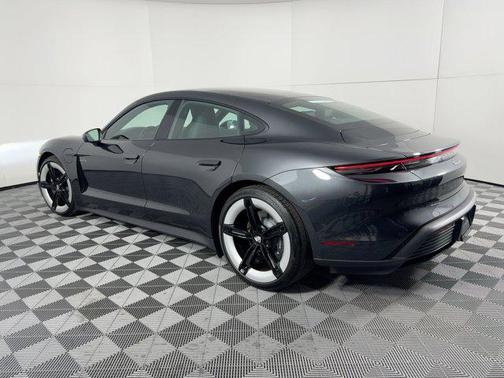 2025 Porsche Taycan RWD