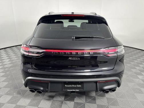 2025 Porsche Macan AWD