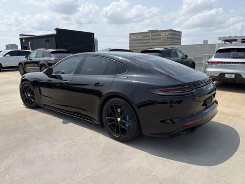 Black 2018 Porsche Panamera 4S