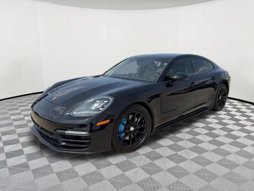 Black 2018 Porsche Panamera 4S